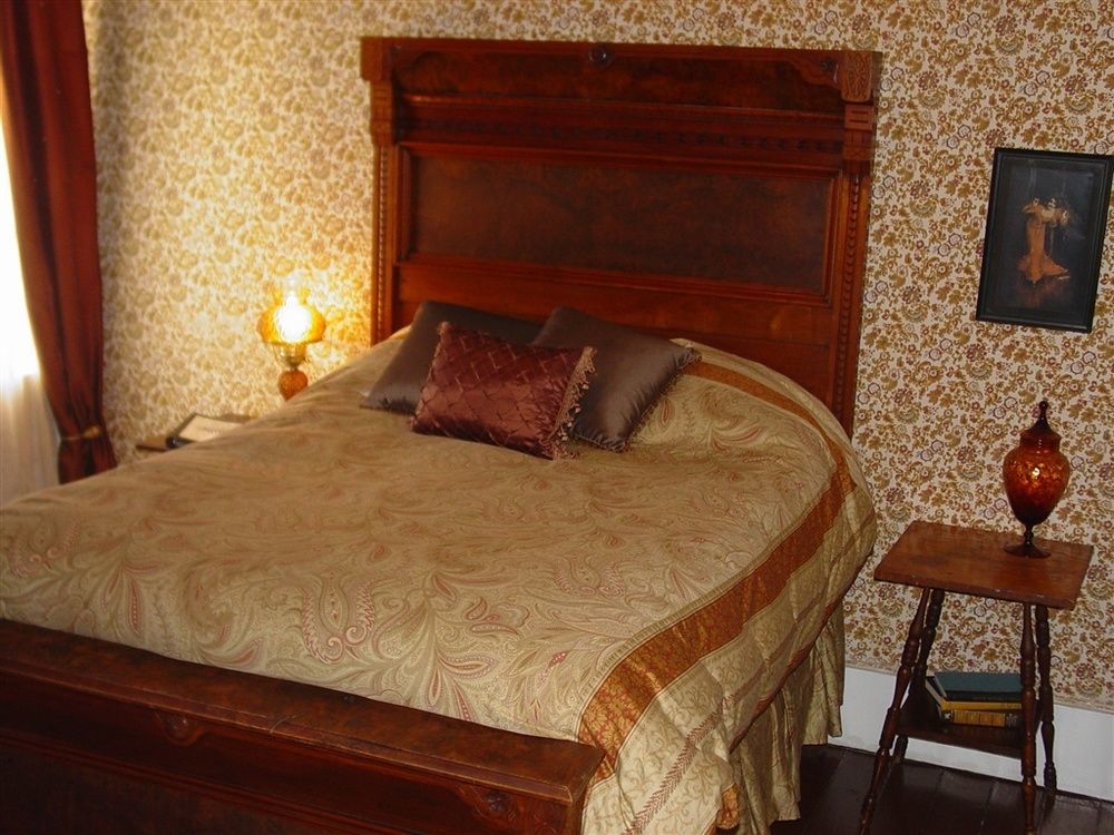 The Historic Hotel Leger Mokelumne Hill Δωμάτιο φωτογραφία